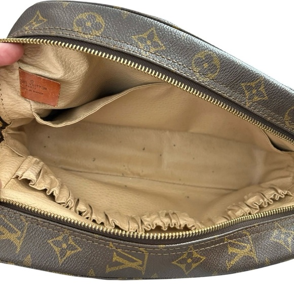 Louis Vuitton Monogram Leather Toiletry Trousse 28 Clutch Bag - Picture 2 of 8